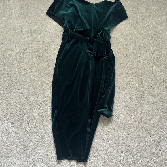 Worn Once Green Velvet ASOS dress - Picture 4 of 5